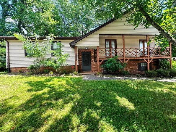 105 Wheatley Rd, Danville, VA 24540