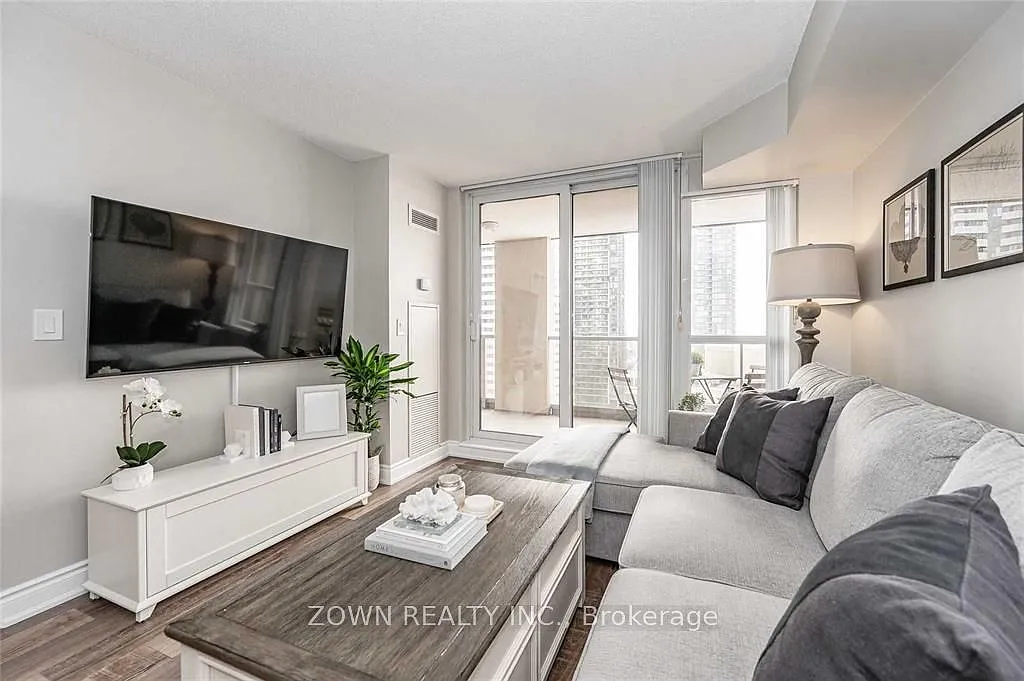 2 bed, $2,475 — Photo 4