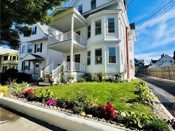 23 Spring St, Pawtucket, RI 02860