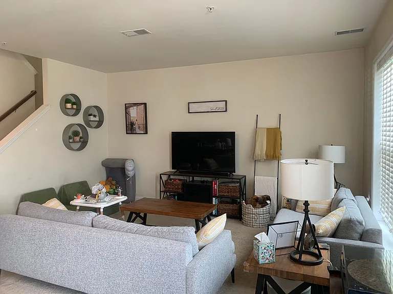 859 Fawn Ln — Photo 14