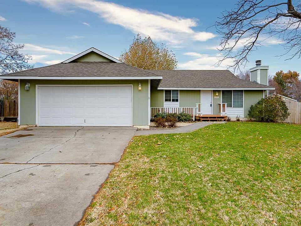 1st image of 806 W 43rd Ave