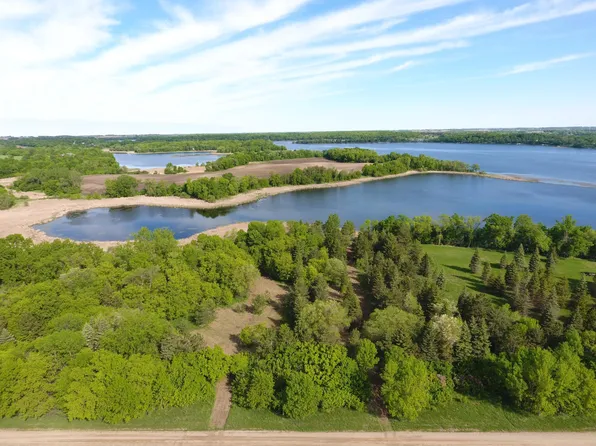 6 & 7 Twin Point Rd SW, Alexandria, MN 56308