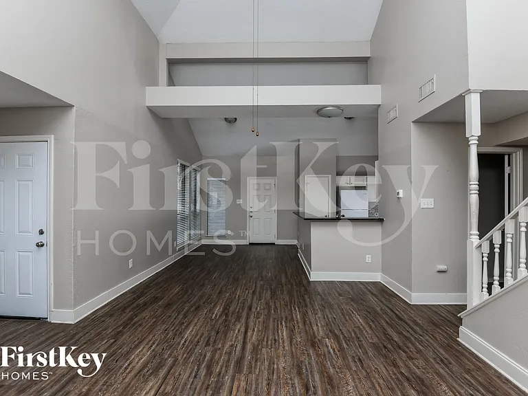 4213 Amy Dr — Photo 4