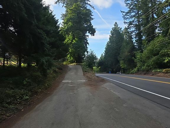 5th image of 157 Rae Rd
