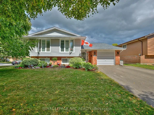 7263 Parkdale St, Niagara Falls, ON L2E 6Y6