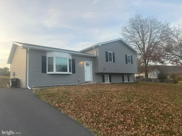 20 Dee Ct, Halifax, PA 17032