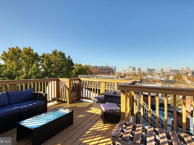 2218 Fleet St — Photo 31