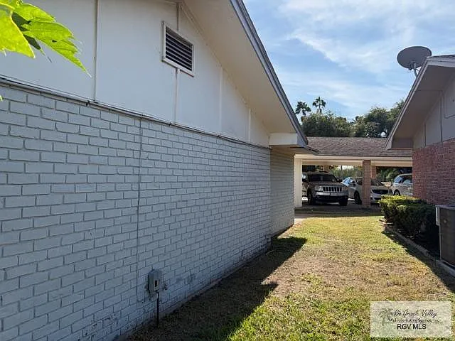 42 Fairway Dr — Photo 17