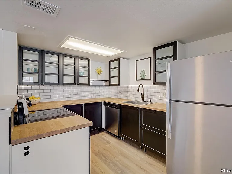 17074 E Tennessee Dr #213 — Photo 13