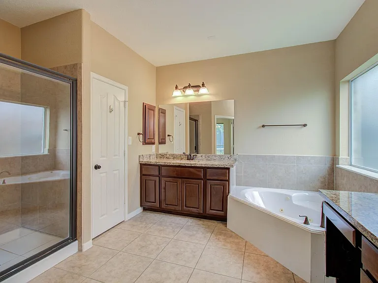 21331 Parham Cir — Photo 25