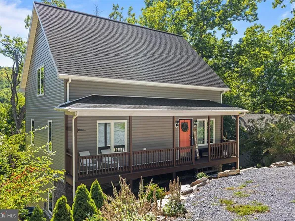 224 Turkey Dr, McGaheysville, VA 22840