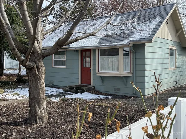 212 E Patit Avenue, Dayton, WA 99328