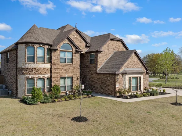 800 Beckington Dr, Shady Shores, TX 76208