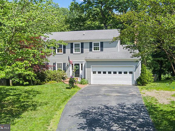 4th image of 4420 Berwick Pl