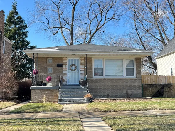 12322 S Peoria St, Calumet Park, IL 60827