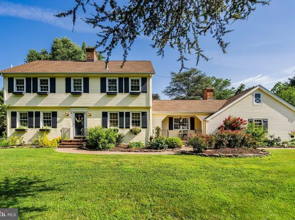 300 Old York Rd, Hamilton, NJ 08620