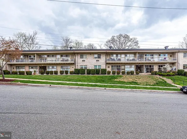 1702 Hannon St #203, Hyattsville, MD 20783
