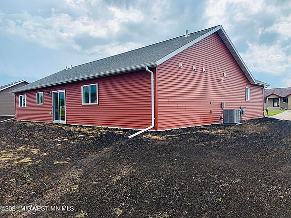 3rd image of 311 Vigen Ln
