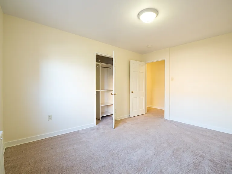 5540 5th Ave — Photo 38