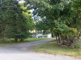 296 Greeves Rd, New Hampton, NY 10958