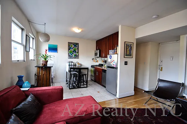 Rented by FirstService Realty (legacy) | media 7