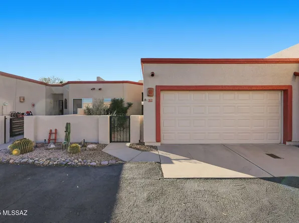 575 W Via Rosaldo, Green Valley, AZ 85614