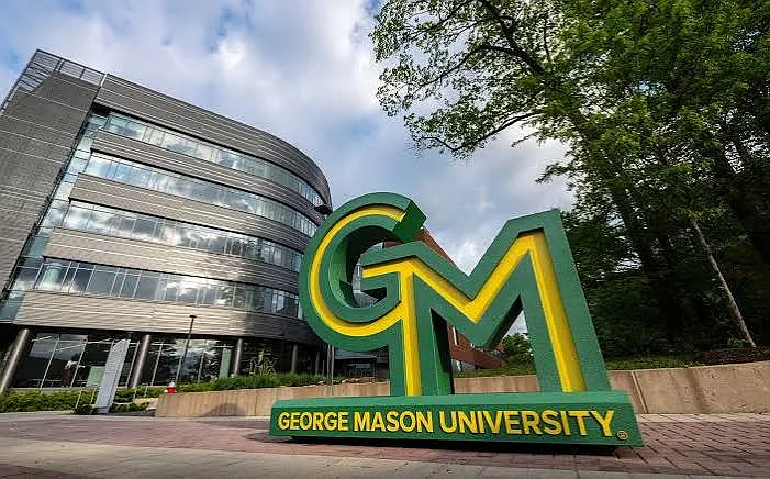 On weekdays, GMU is a 6 to 10 minute drive or 20 minute bike ride.