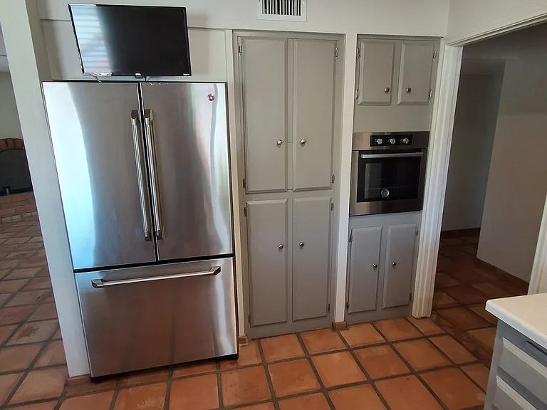 125 E Los Arcos — Photo 6