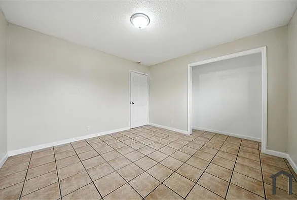 7123 Holly St #C — Photo 18