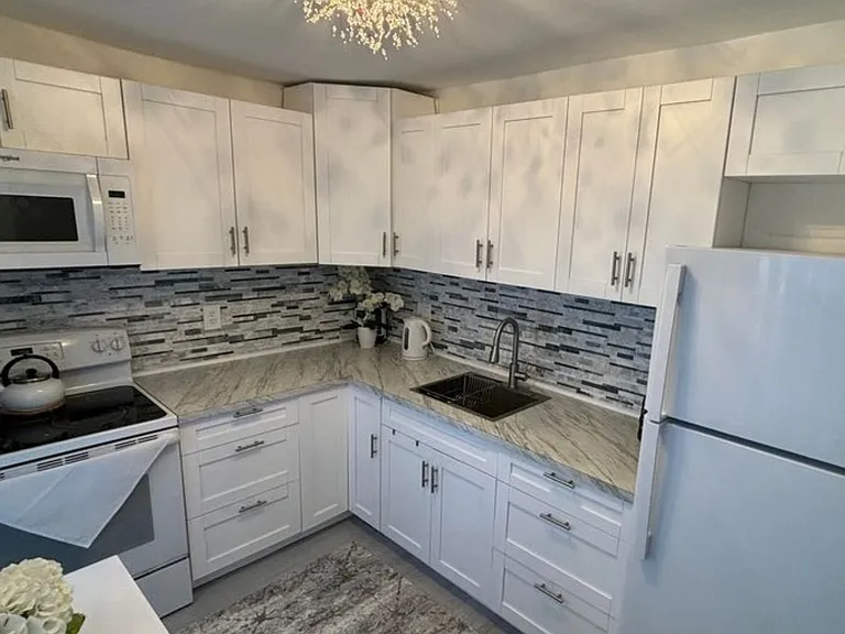1000 NE 14th Ave #3 — Photo 12