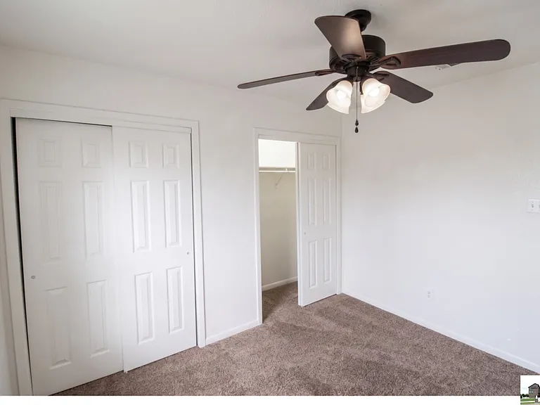 2412 Skylark Cir — Photo 9