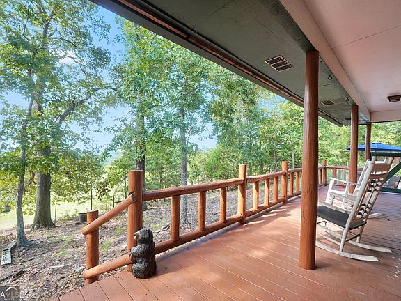 4th image of 372 Johnstonville Rd