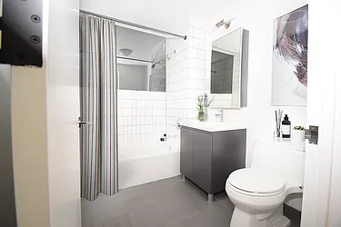 Rented by Aura Management