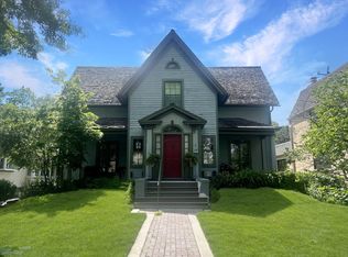 126 N Prospect Ave, Park Ridge, IL 60068