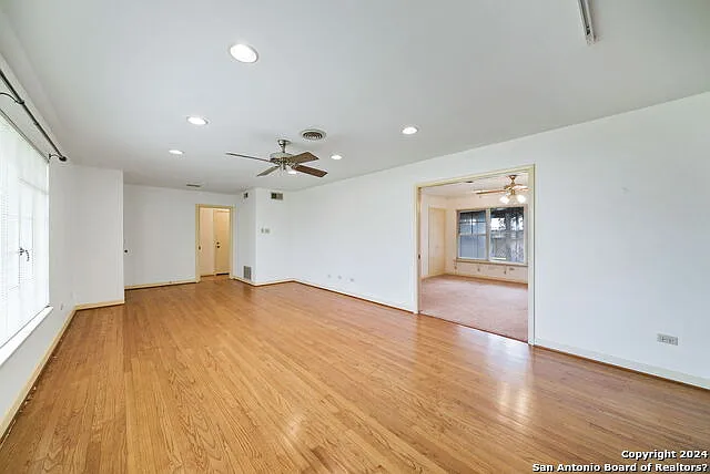 112 Sunway Dr — Photo 4