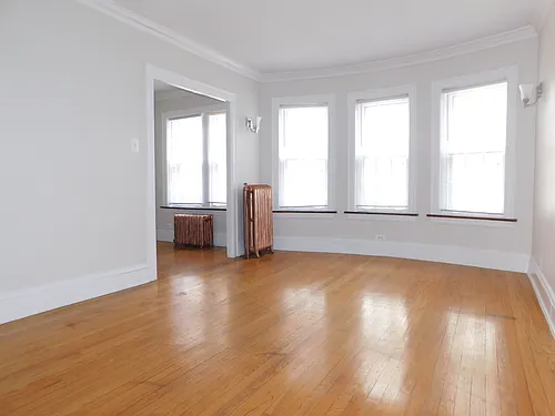 429 Linden Ave Photo 1