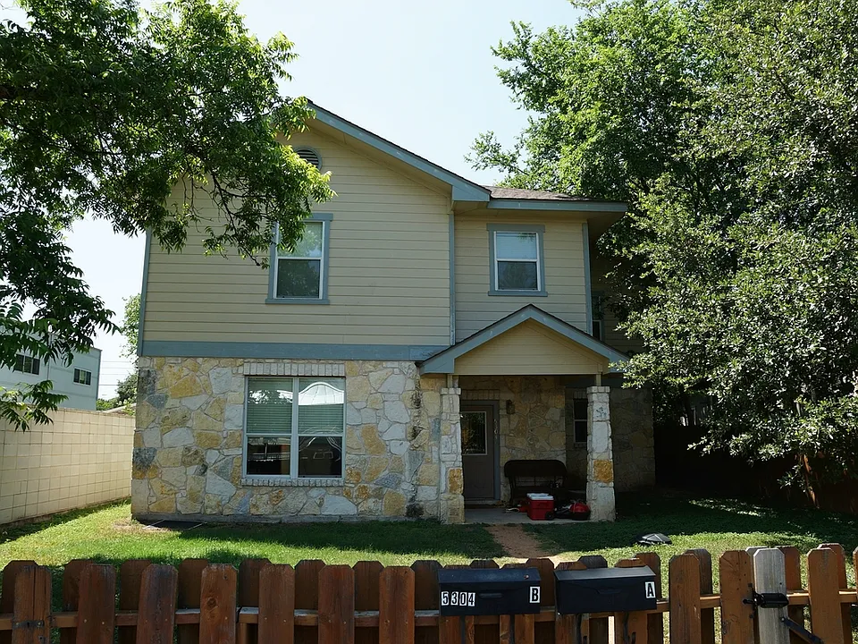 5304 Evans Ave #B