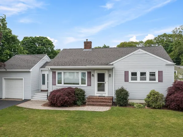 122 Park St, Mansfield, MA 02048