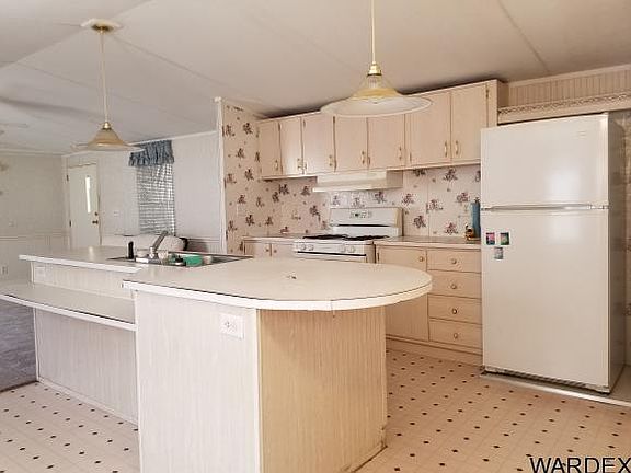 2nd image of 7855 S Green Valley Dr