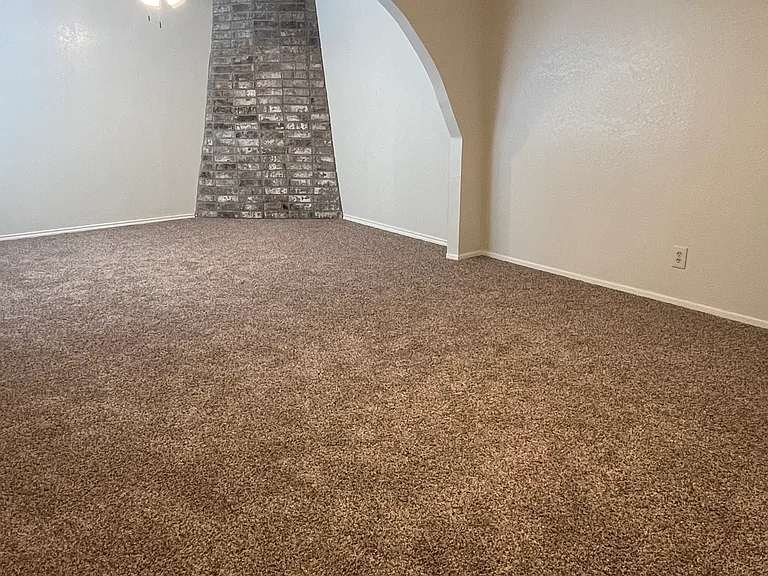 2601 Treasure Hills Blvd #4 — Photo 9