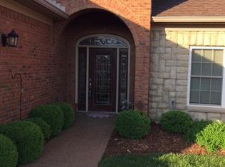 10724 Riva Rd #10, Louisville, KY 40223