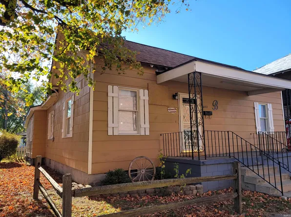 311 N 7th St, Vincennes, IN 47591