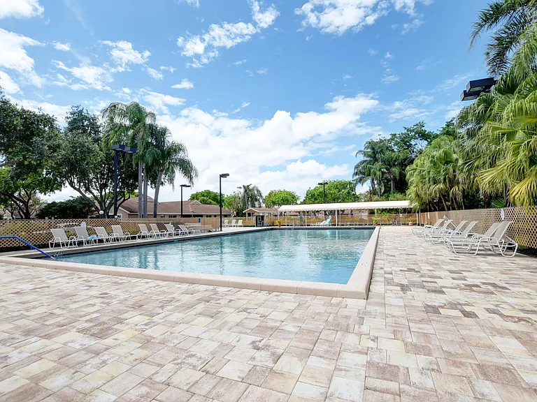 8256 Summerbreeze Ln — Photo 49