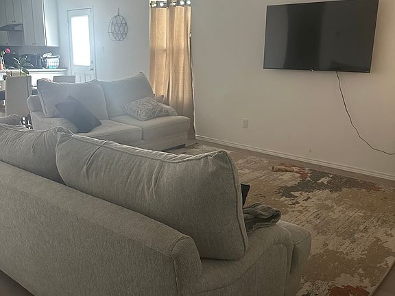 5th image of 1322 Kiskadee Way