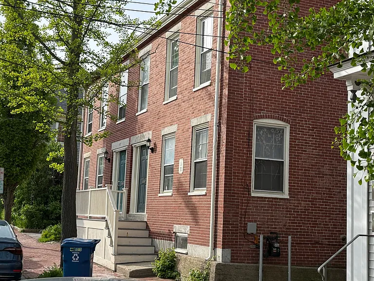 105 Brackett St #3 — Photo 35