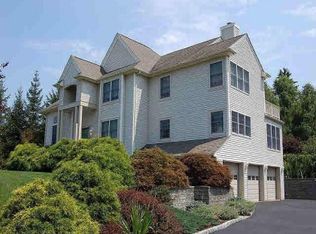 11 Stirrup Trl, Pawling, NY 12564