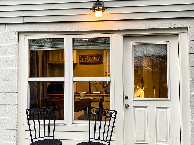 926 Archer St — Photo 29