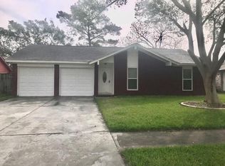 2835 Early Turn Dr, Webster, TX 77598