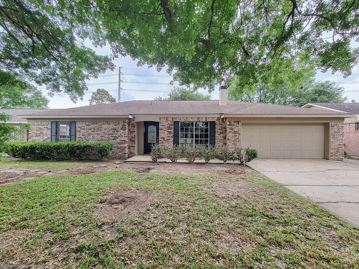 Building Photo - 1803 Cypress Dr