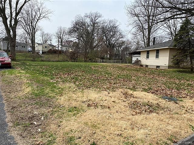 2nd image of 9538 Minerva Ave